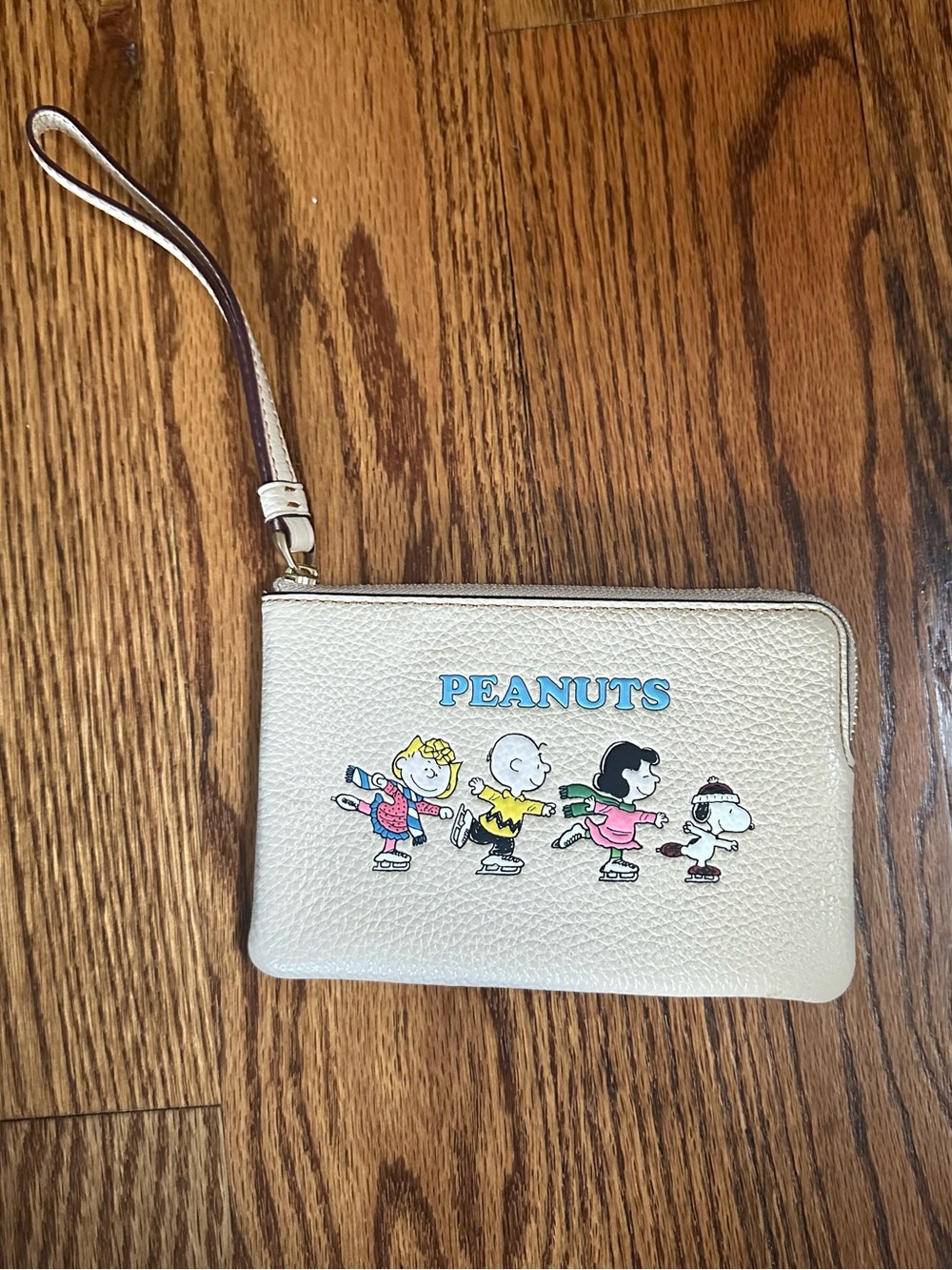 COACH Peanuts Beige Wristlet Wallet with Character Art